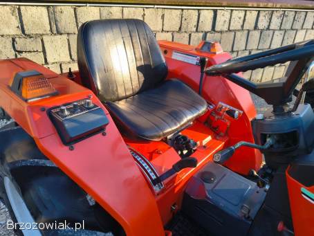 Traktorek Japoński KUBOTA L1 205 20 KM
