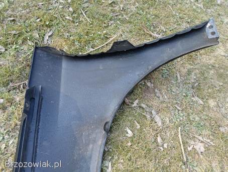 Błotnik prawy przód Passat B6 bez rdzy LC9X do poprawy