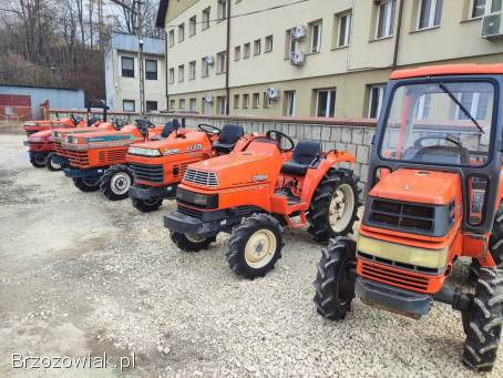 Traktorek Japoński KUBOTA L1 235 23 KM rewers wspomaganie 4X4