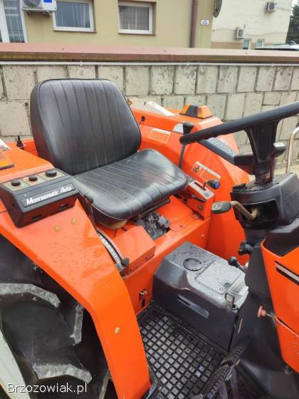 Traktorek Japoński KUBOTA L1 235 23 KM rewers wspomaganie 4X4