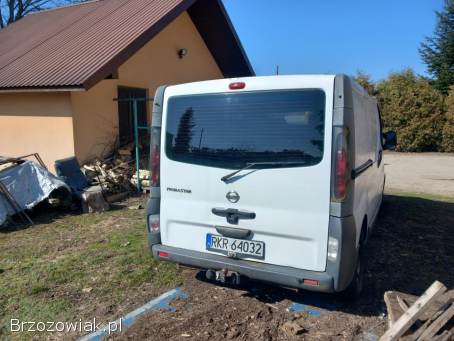 Nissan primastar 2004rok 1.  9dci