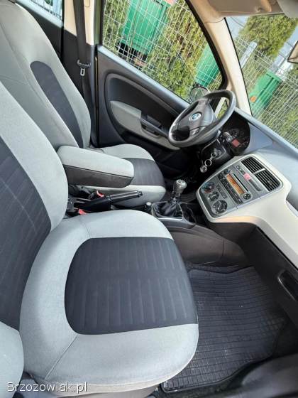 Fiat Grande Punto 1.  4B 77km  2007