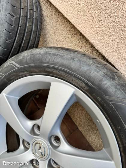 Felgi aluminiowe Mazda 16 5x114,  3 + opony Goodyear 205/55 R16 5-spoke