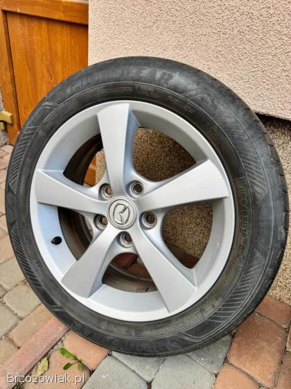 Felgi aluminiowe Mazda 16 5x114,  3 + opony Goodyear 205/55 R16 5-spoke