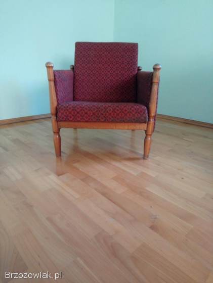 Fotel vintage drewniany,  tapicerowany.  PRL