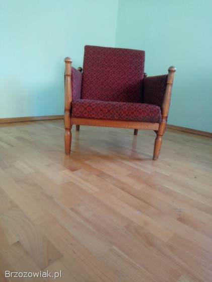 Fotel vintage drewniany,  tapicerowany.  PRL