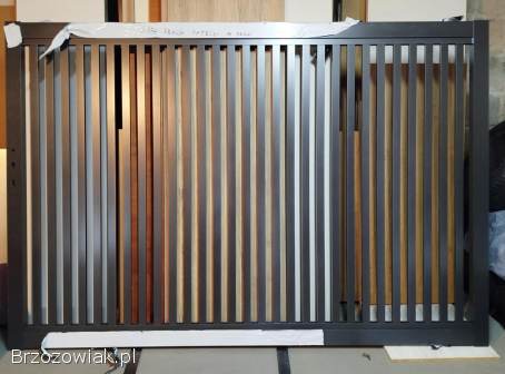 Brama wjazdowa dwuskrzydłowa z furtką
