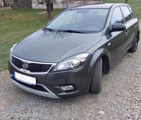 Kia Cee'd 2011