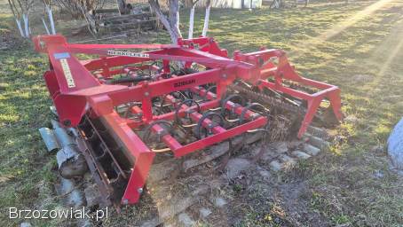 Agregat uprawowy HERKULES AUH 21szerokości 2,  1m wał potrójny firmy Dziekan