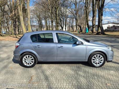 Opel Astra H 2004r.  1.  6  2004