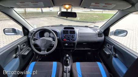 Suzuki Ignis 1.  3 Klimatyzacja 2003