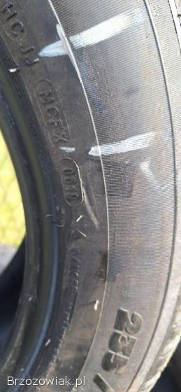 Opony 235/55R17