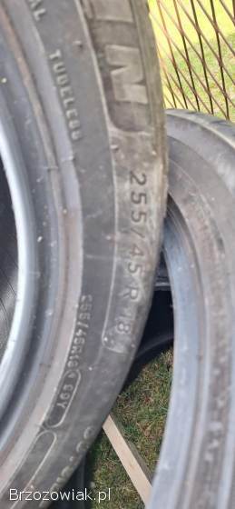 Opony 255/45R18