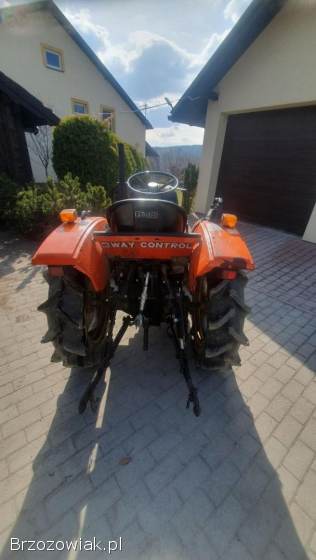 Traktorek Hinomoto E1804