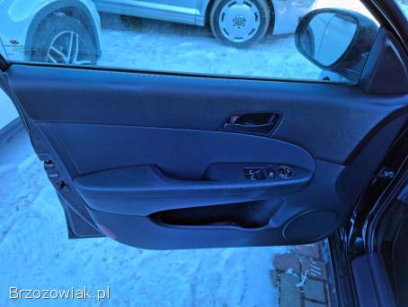 Hyundai i30 Benzyna 1.  4 16V 2012