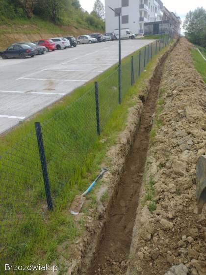 Usługi minikoparką wozidłem obrotowym wywrotką autolawetą