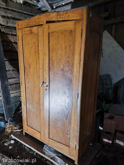 Stara szafa drewniana