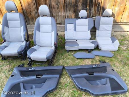 Fotele Volvo V50 i kanapa + dwa boczki przód