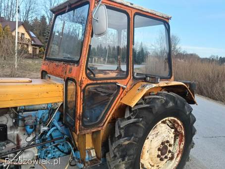 Kabina Ursus C330 / C335 Kompletna Kwadratowa C330M