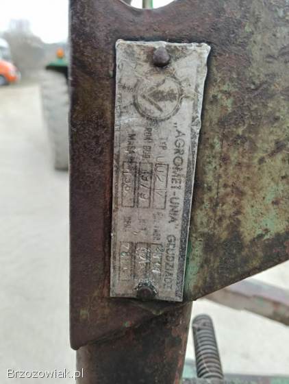 Pług Agromet Unia Grudziądz 2 skibowy Ursus C330 / C360 Władimirec T25