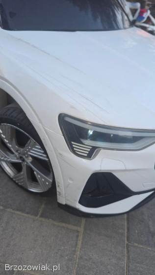Autko elektryczne audi