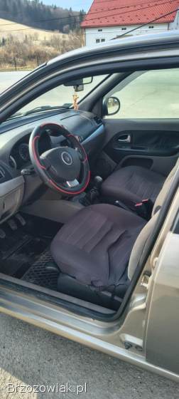 Renault Thalia 2 2011