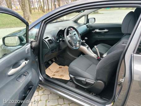 Toyota Auris 2009