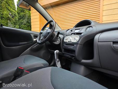 Toyota Yaris 2003
