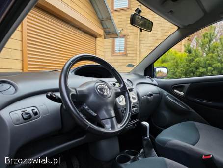Toyota Yaris 2003