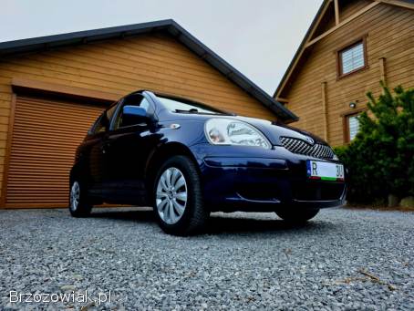 Toyota Yaris 2003