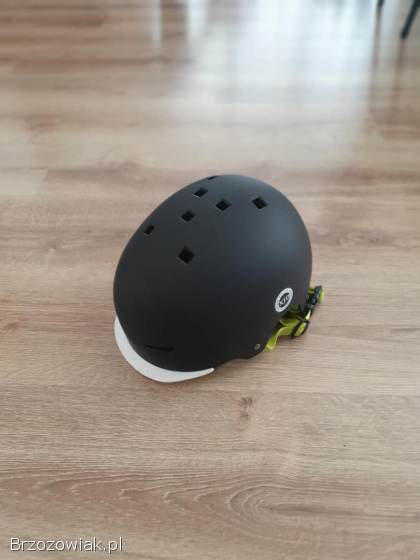 Młodzieżowy kask Skate
