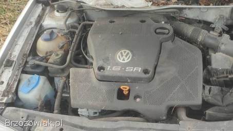 Volkswagen Bora 1.  6 SR-całość 1999