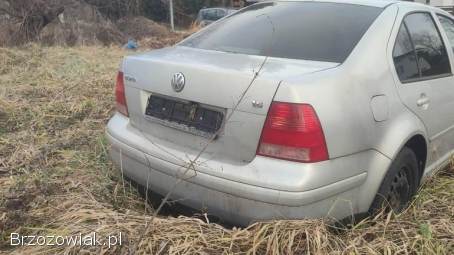 Volkswagen Bora 1.  6 SR-całość 1999