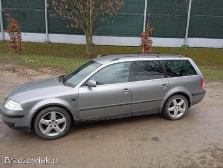 Volkswagen Passat 2.  0 benzyna  2003