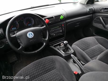 Volkswagen Passat 2.  0 benzyna  2003