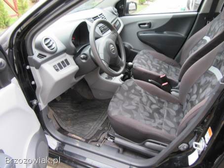 Suzuki Alto 1.  0 12V benz.   2011