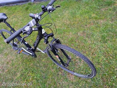 Rower Turystyczny meski KARBON MAGMA C10