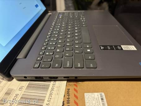 Laptop LENOVO IdeaPad 3 15.  6 IPS i3 8 GB RAM 512GB SSD Windows 11