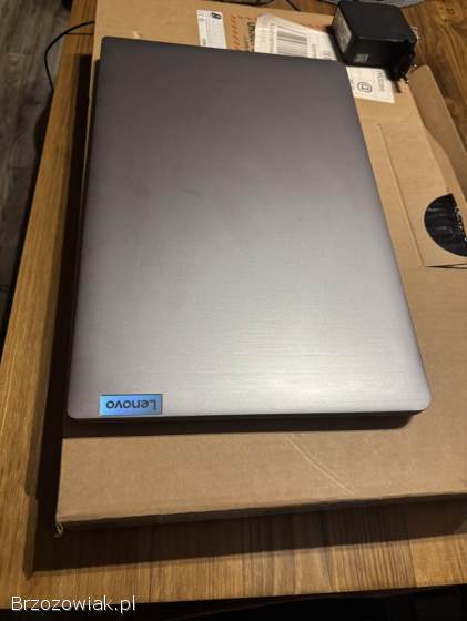Laptop LENOVO IdeaPad 3 15.  6 IPS i3 8 GB RAM 512GB SSD Windows 11