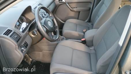 Volkswagen Touran 1.  6 MPI Zadbany 2003