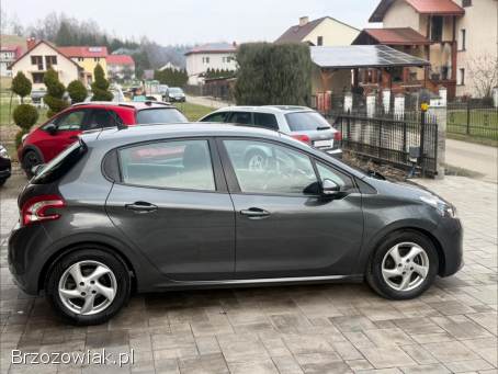 Peugeot 208 Allure 2014