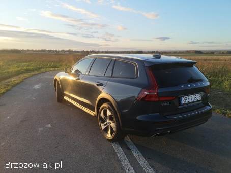 Volvo V 60 Cross Country 2022