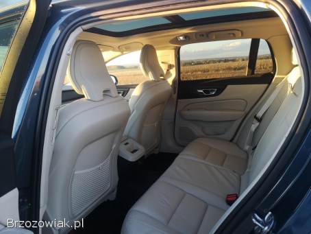 Volvo V 60 Cross Country 2022