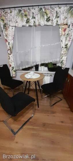 Stolik do salonu/jadalni