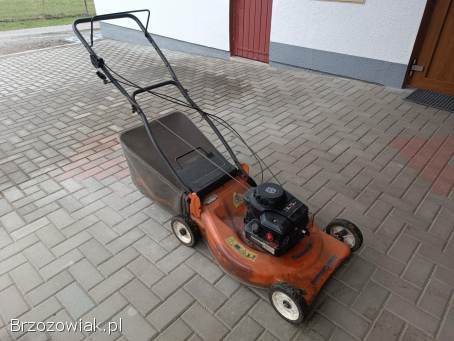 Kosiarka spalinowa Husqvarna z koszem