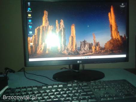 Monitor komputerowy LG 22 FullHD 1920 x 1080