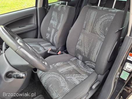 Opel Agila Benzyna 1.  2 16V 2011