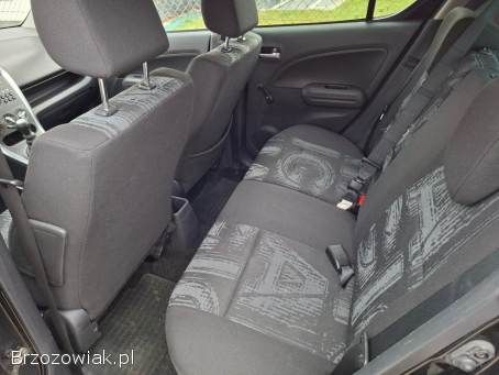 Opel Agila Benzyna 1.  2 16V 2011