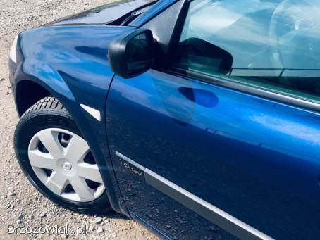 Renault Megane 1.  6 16V / 115KM 2003