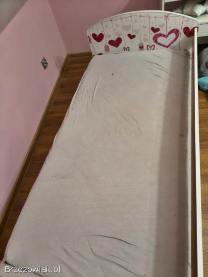 Sprzedam łóżko dla dziewczynki 160x80 z materacem